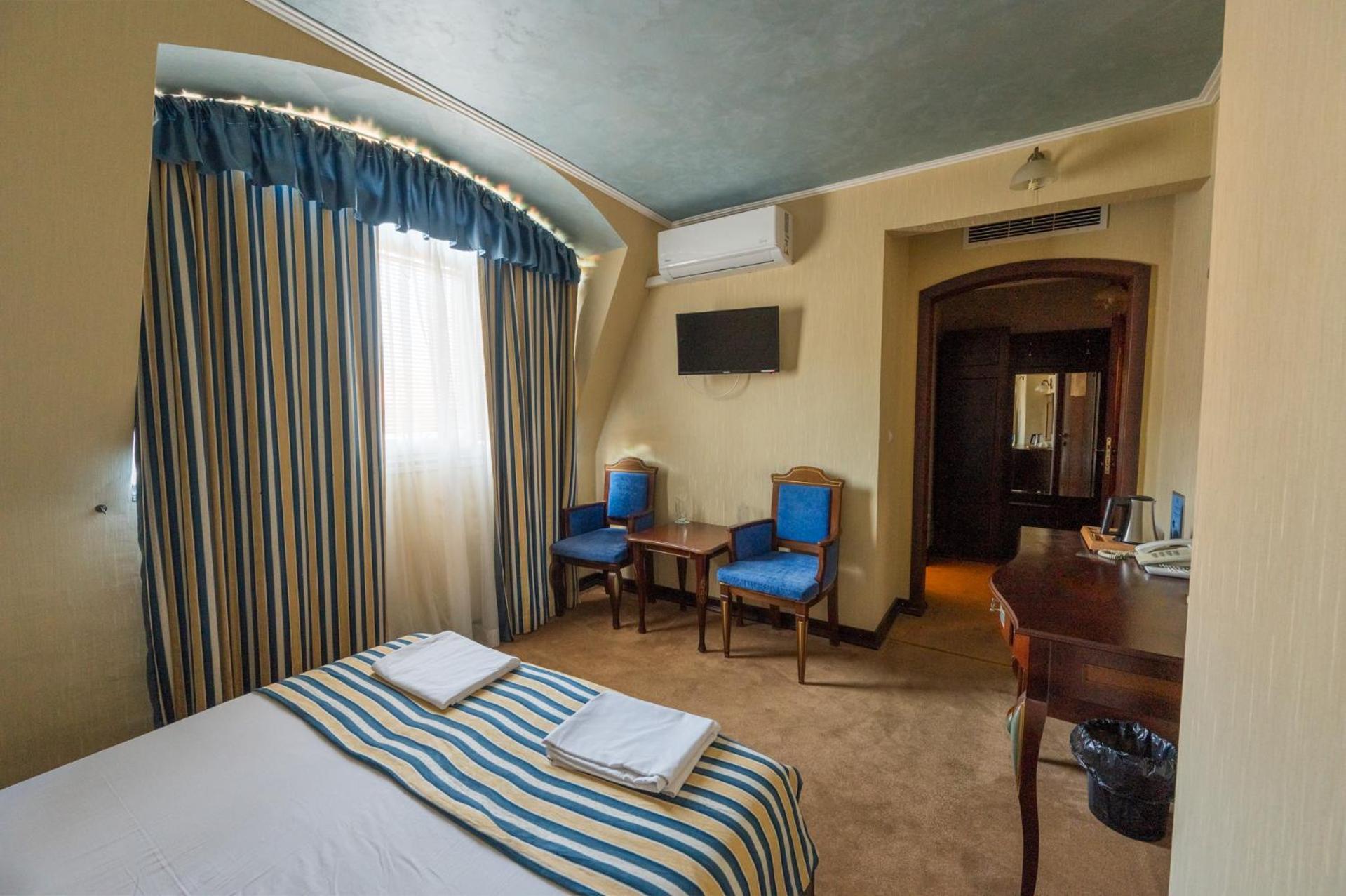 Family Hotel Lazur Kyustendil Exterior foto